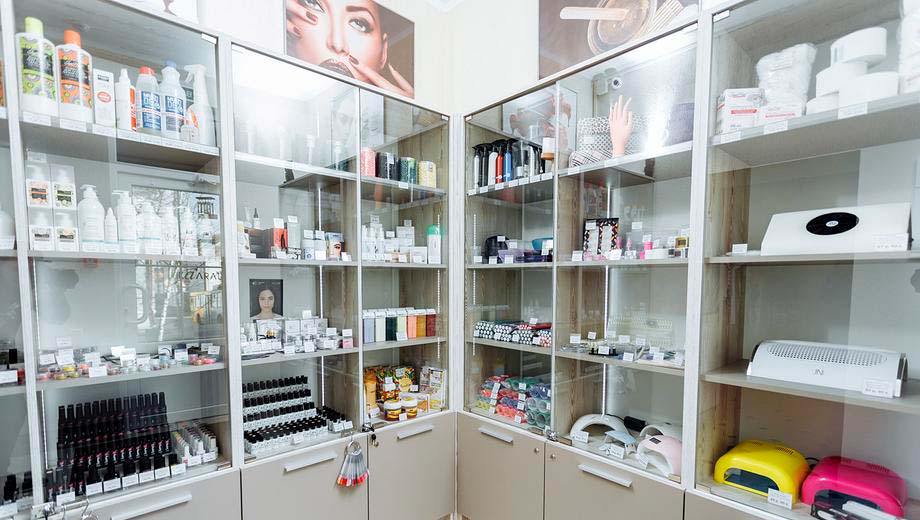 Shop-of-professional-cosmetics2